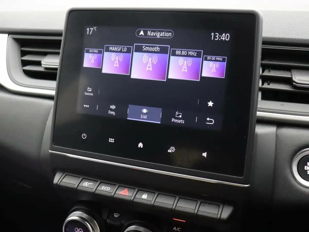 2022-renault-captur-13-tce-iconic-edition-edc-auto-big-24