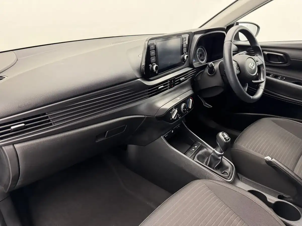 2021-hyundai-i20-10-t-gdi-element-big-11
