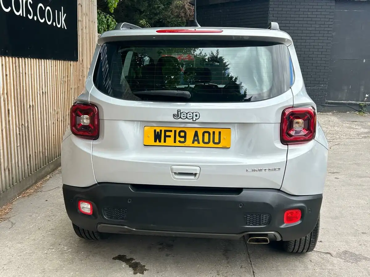 2019-jeep-renegade-13-gse-limited-big-18