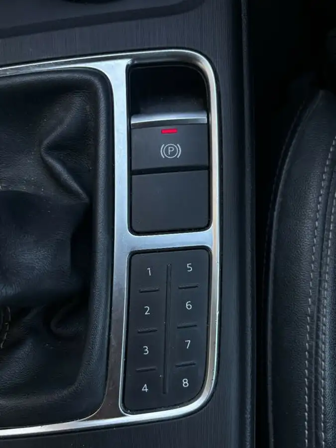 2017-audi-a4-14-tfsi-s-line-big-27