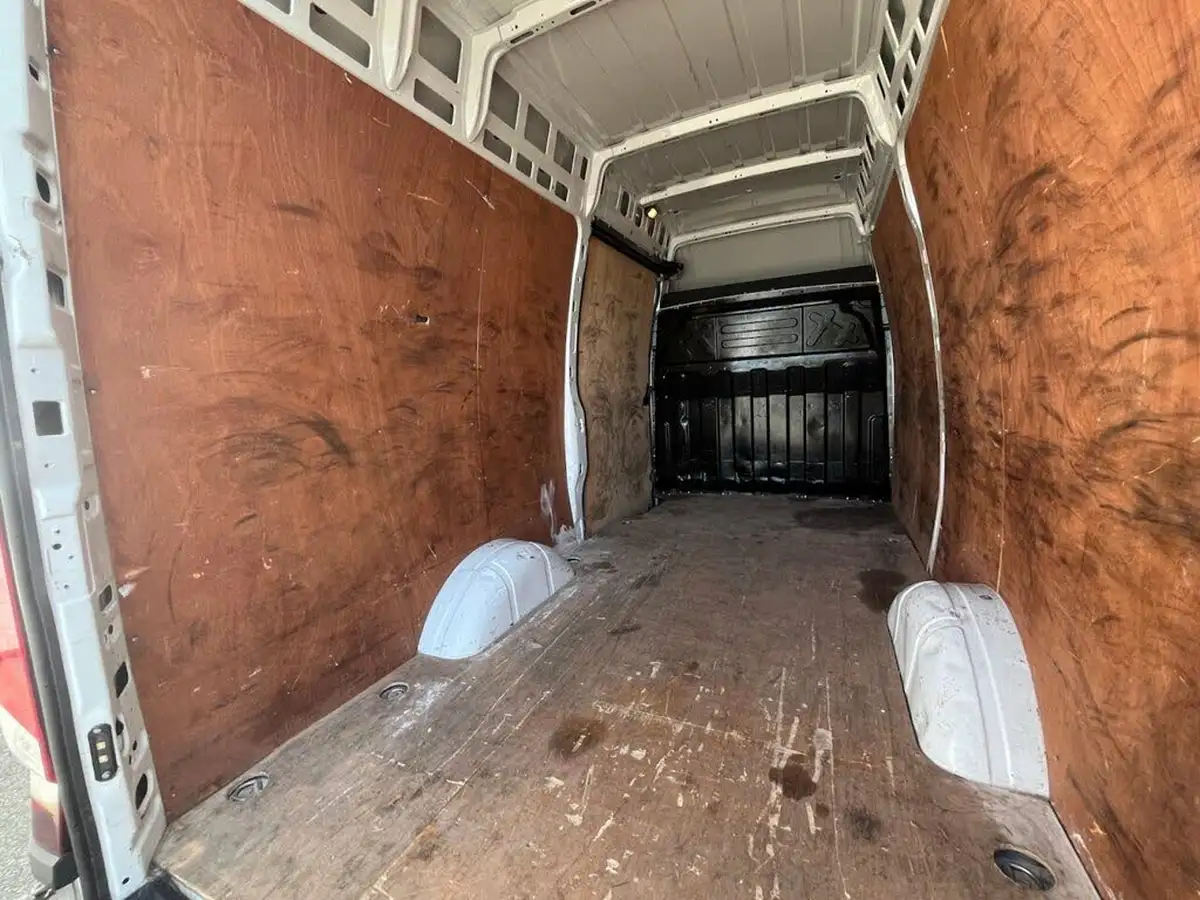 2021-iveco-daily-s-class-23td-35s14v-business-3520mm-h2-136pseu6dt-big-43