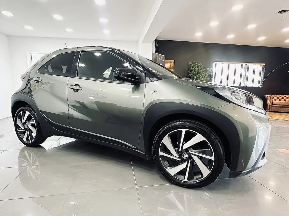 2022-toyota-aygo-x-10-vvt-i-edge-big-4