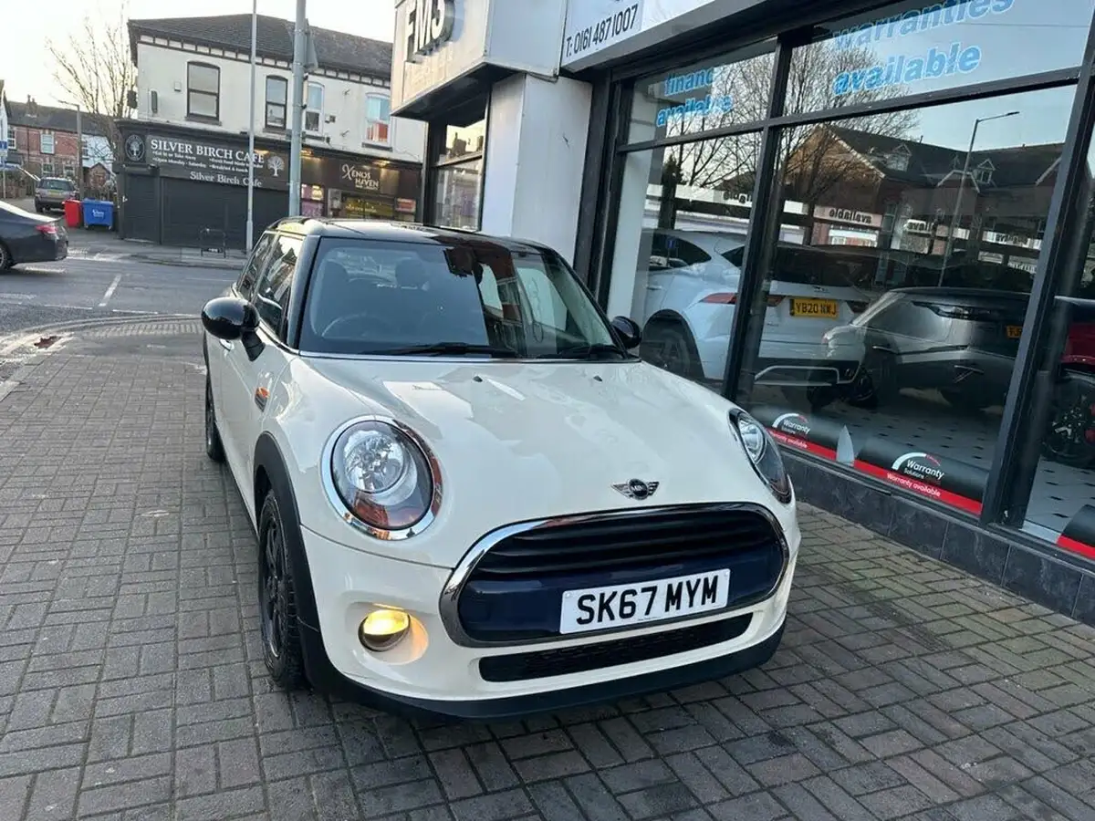 2017-mini-cooper-15-cooper-ss-hatchback-5d-big-9