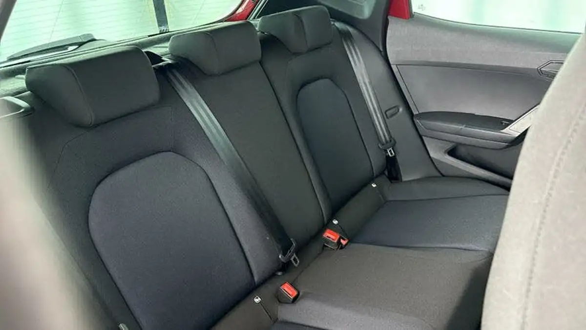 2024-seat-ibiza-10-tsi-anniversary-limited-edition-115ps-big-21
