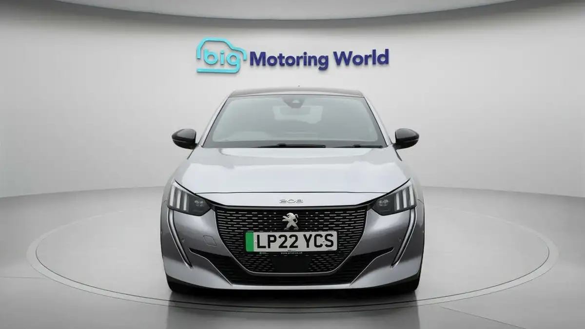 2022-peugeot-208-e-gt-136bhp-50kwh-big-2