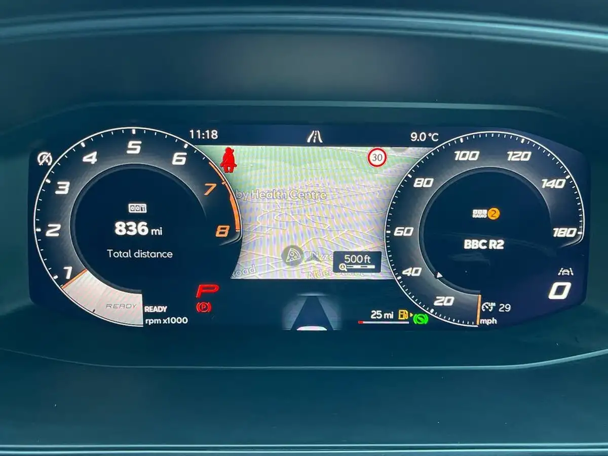 2025-cupra-formentor-15-etsi-v2-big-28