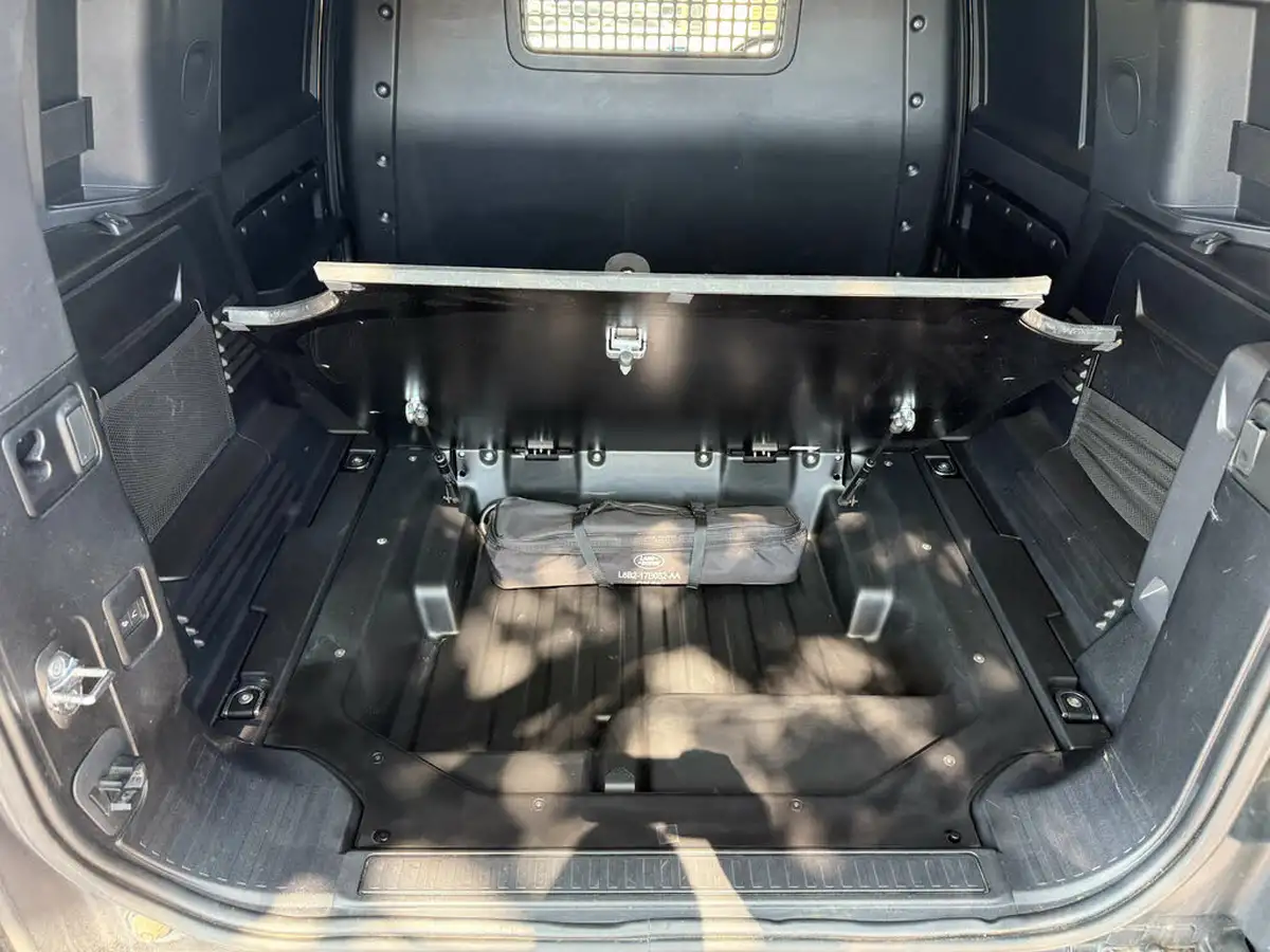 2021-land-rover-110-defender-30-d250-hard-top-s-110-big-14