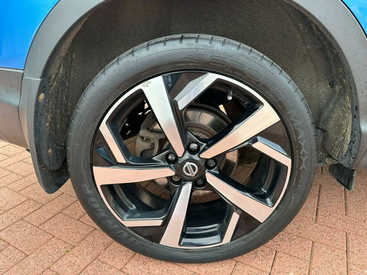 2019-nissan-qashqai-15dci-tekna-19in-alloysglass-roof-pack-dct-big-18