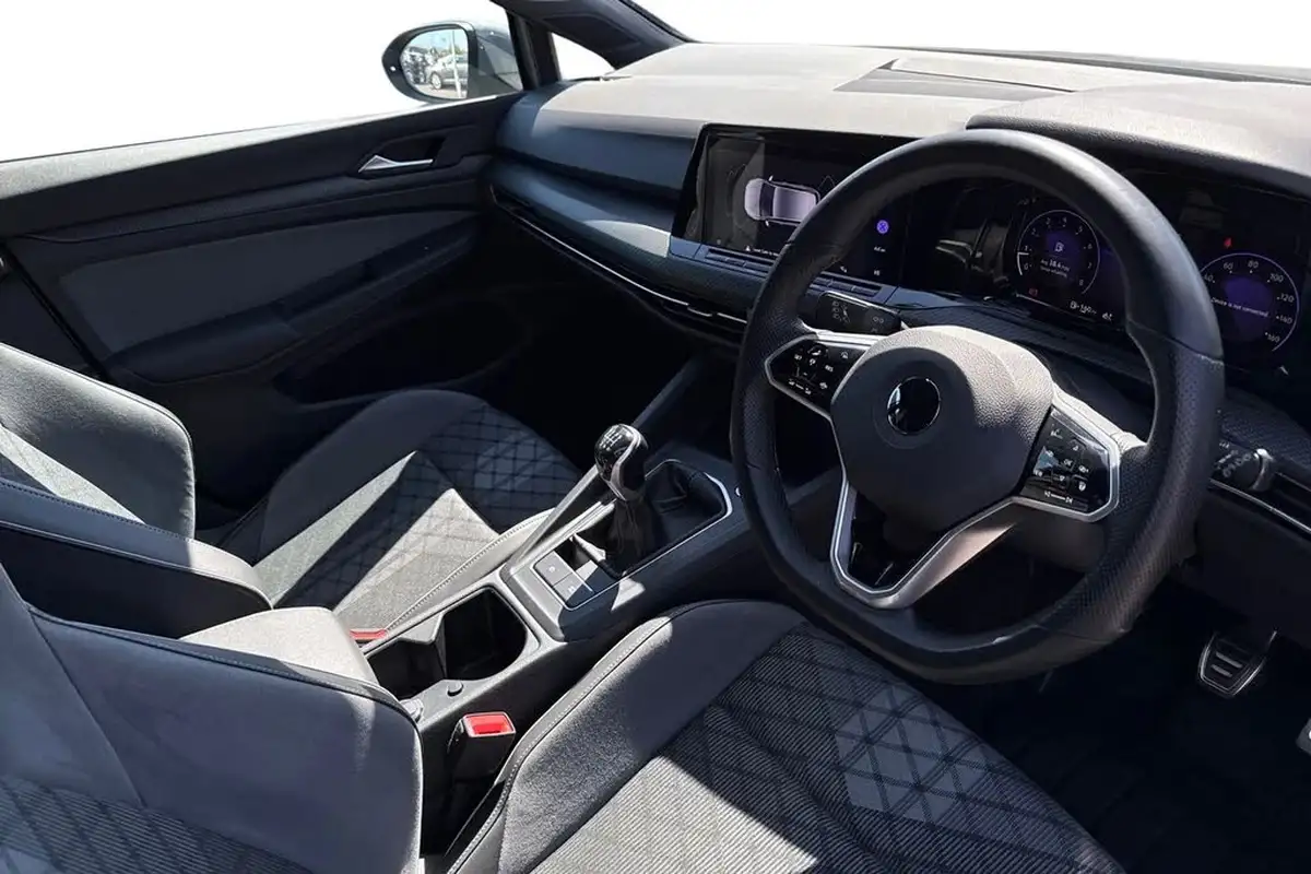 2020-volkswagen-golf-15-tsi-r-line-150ps-hatchback-5d-big-13