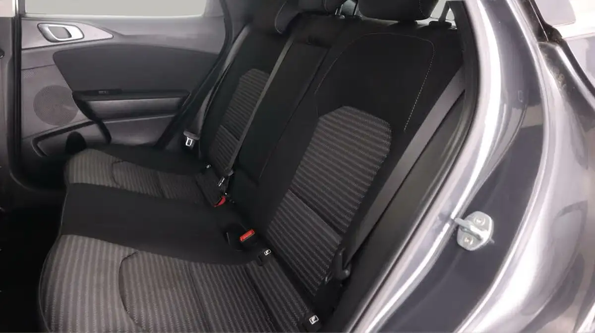 2022-kia-xceed-10-t-gdi-2-big-15