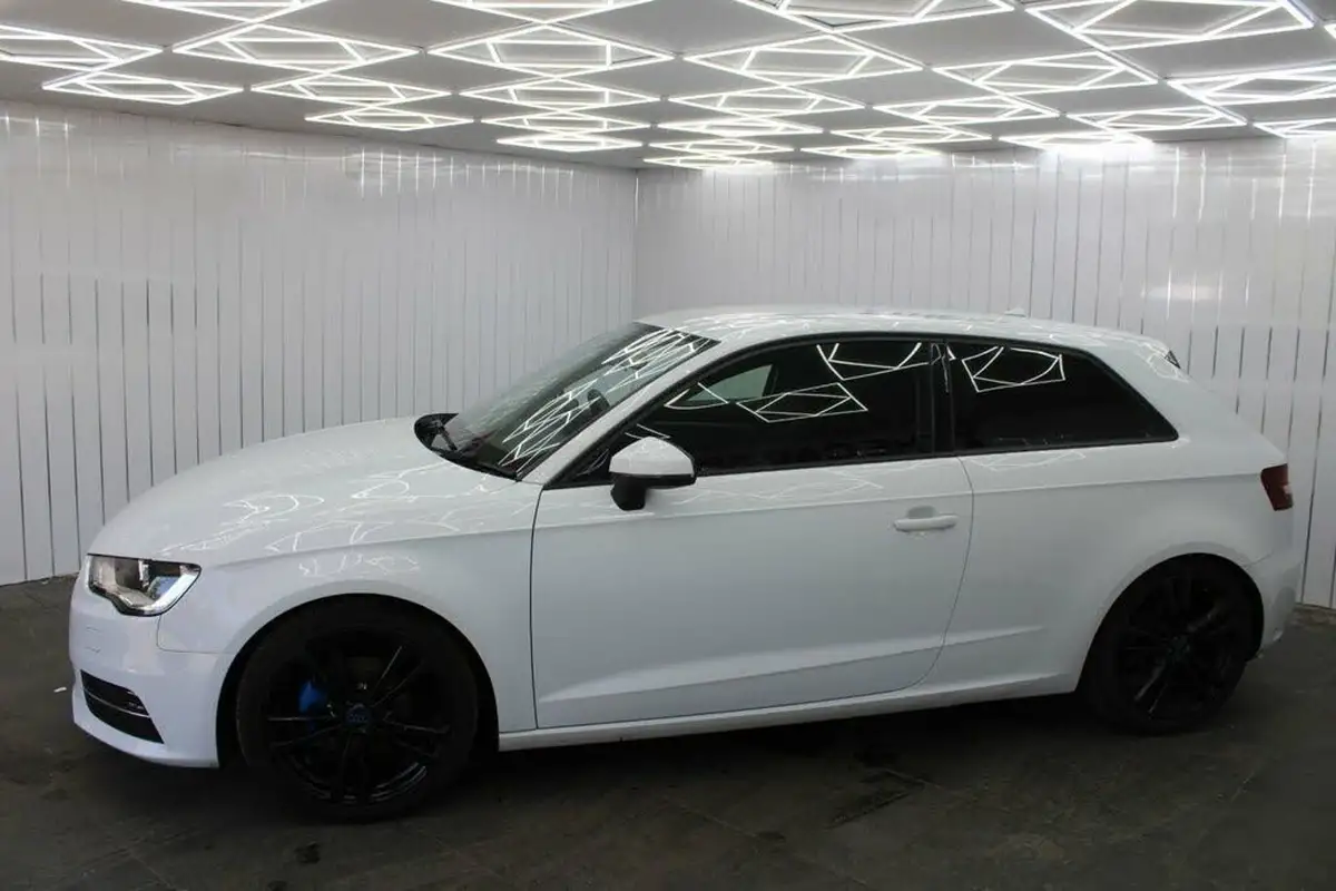 2013-audi-a3-14-se-tfsi-122ps-hatchback-3d-big-3