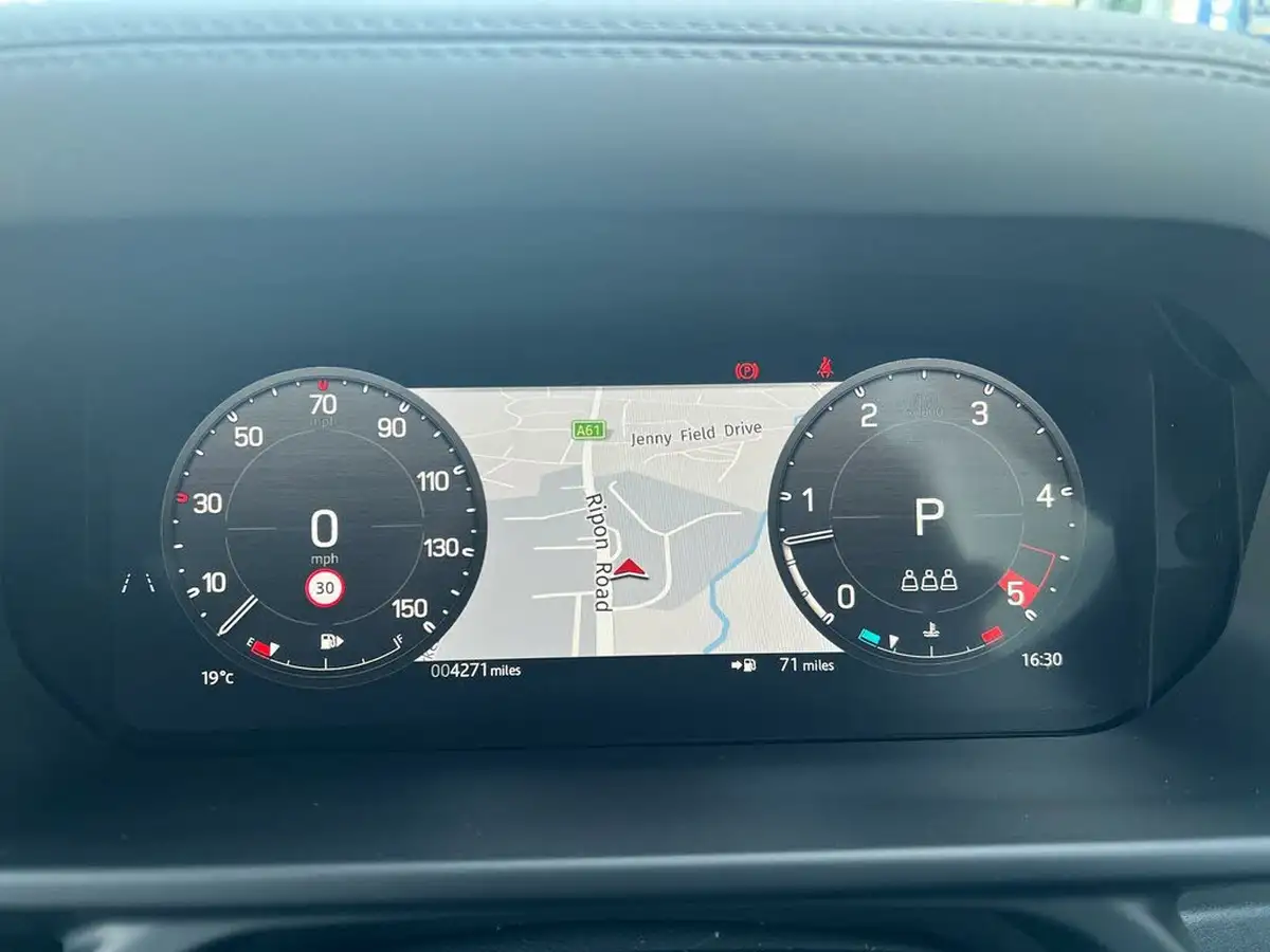 2025-land-rover-90-defender-30-d350-x-dynamic-se-big-33