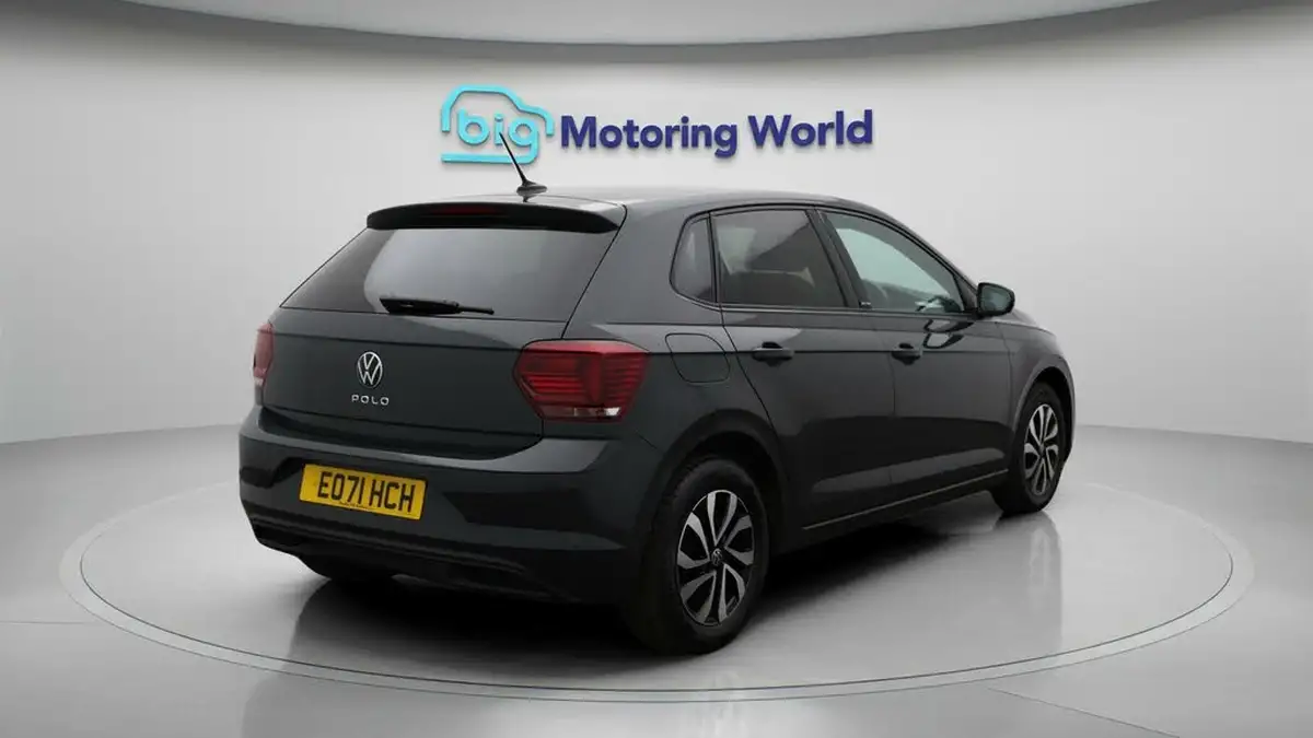 2021-volkswagen-polo-10-tsi-active-dsg-big-7