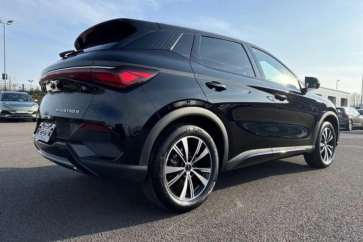 2025-byd-atto-3-e-comfort-big-32