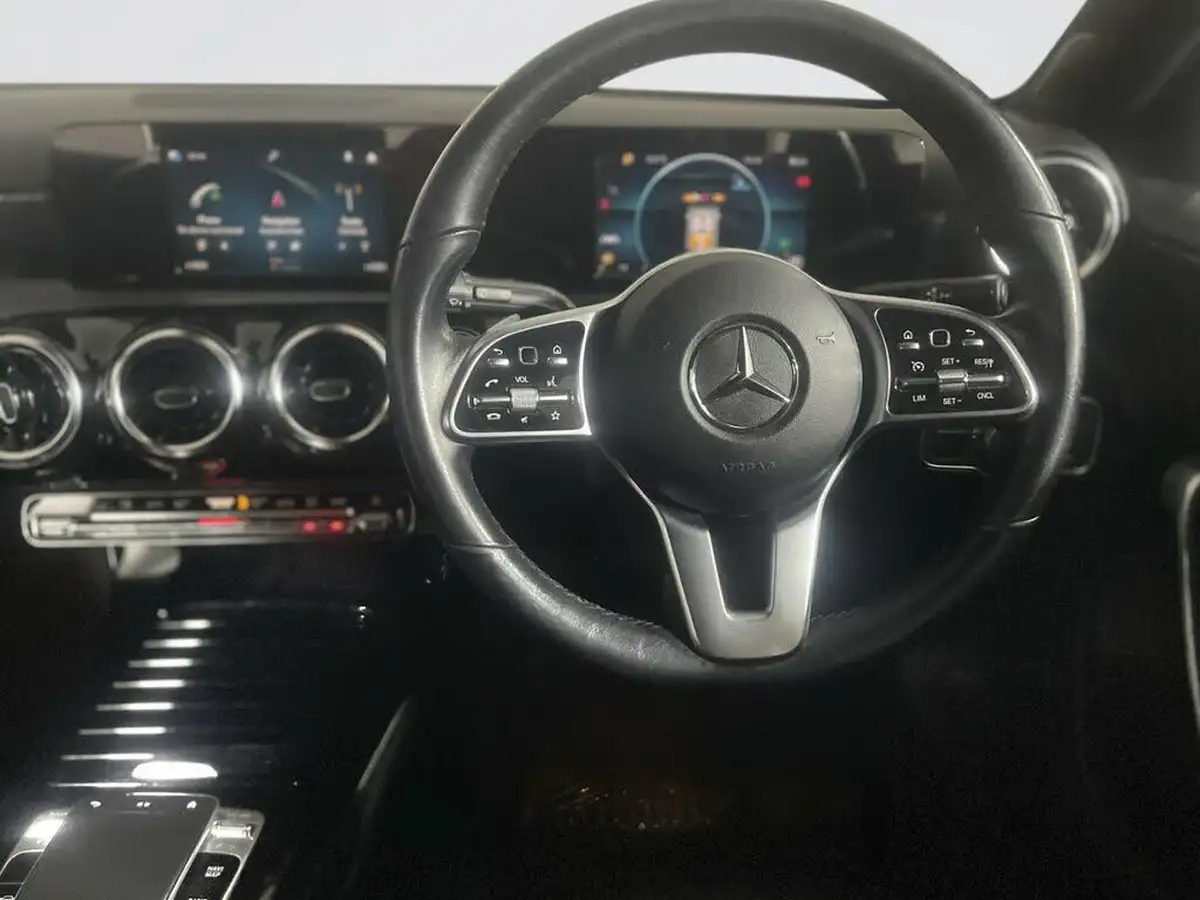 2018-mercedes-benz-a-class-15d-a180d-sport-116ps-ss-hatchback-5d-7g-dct-big-13