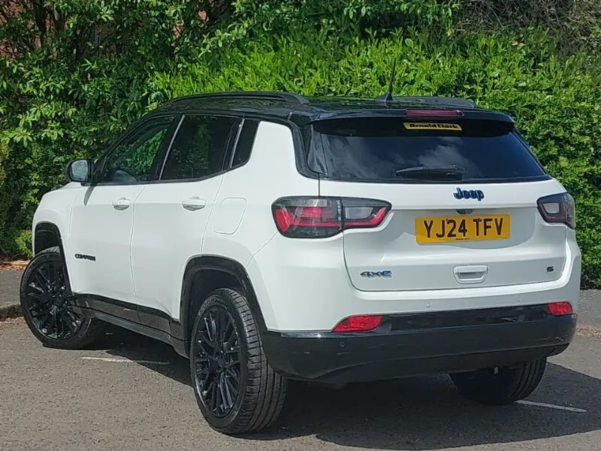 2024-jeep-compass-13-gse-s-big-1