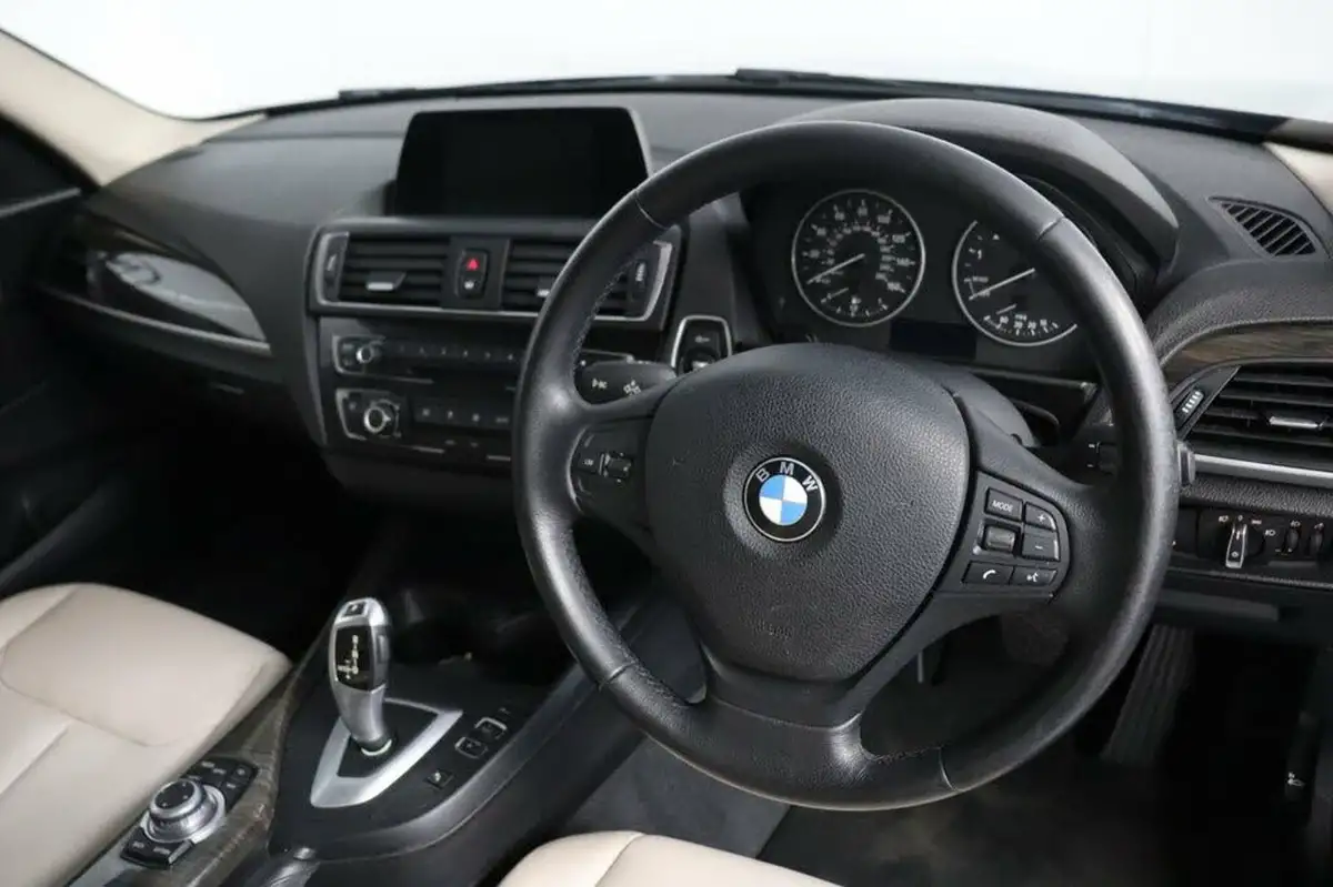 2015-bmw-1-series-16-118i-se-136bhp-5d-auto-big-19