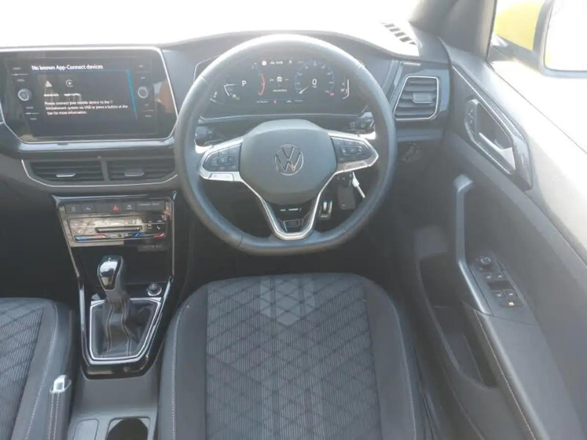 2024-volkswagen-t-cross-10-tsi-r-line-115ps-dsg-big-6