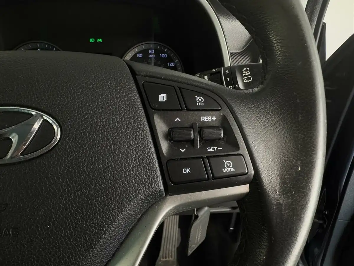 2020-hyundai-tucson-16-gdi-se-nav-big-16