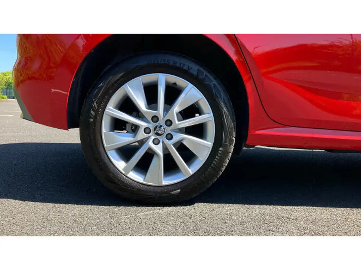 2020-skoda-kamiq-10-tsi-se-115ps-big-6