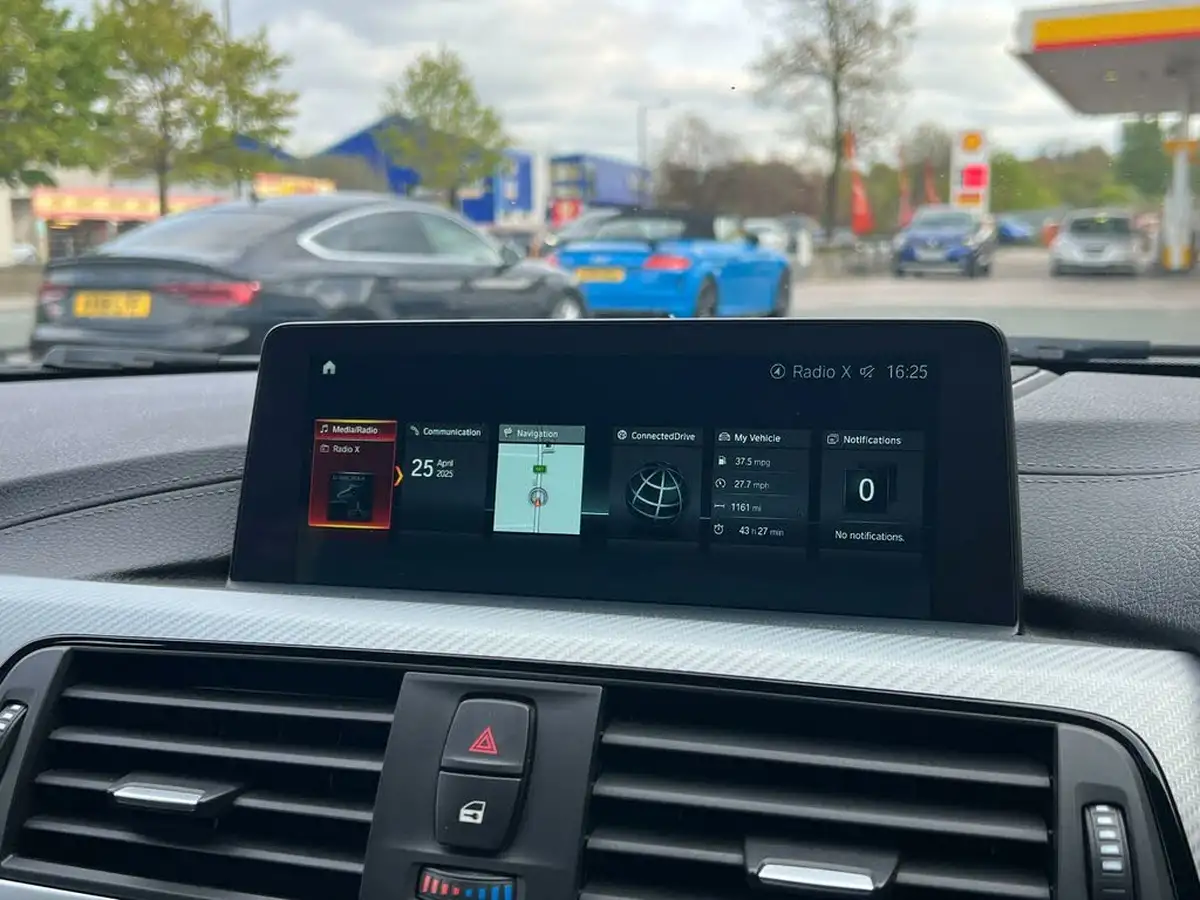 2018-bmw-3-series-30td-330d-m-sport-shadow-edition-saloon-4d-big-25