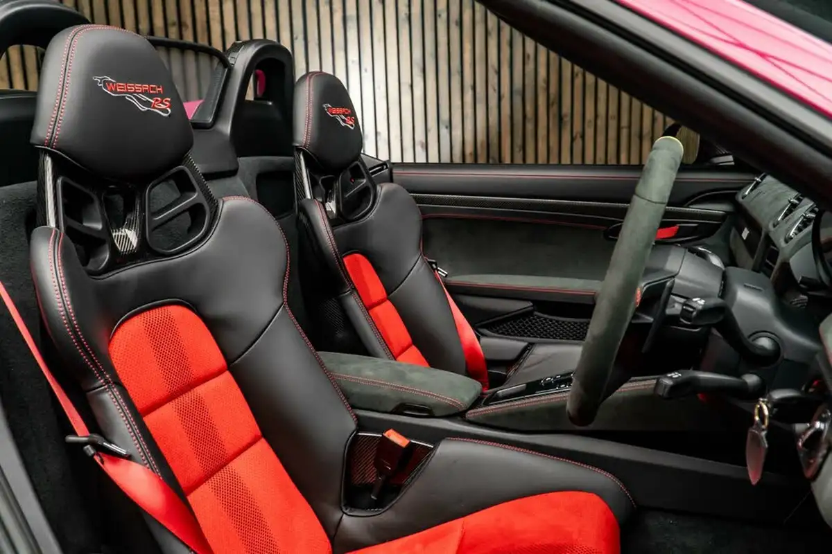 2024-porsche-boxster-718-40-spyder-rs-big-1