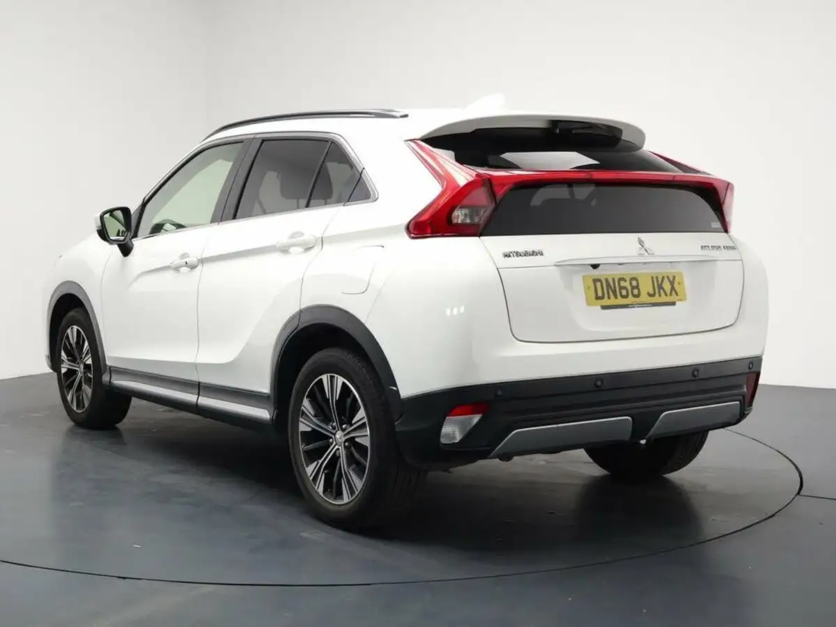 2018-mitsubishi-eclipse-cross-15-4-auto-big-8