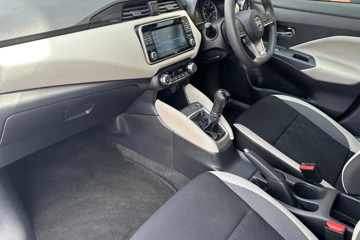 2018-nissan-micra-10-acenta-limited-edition-big-3