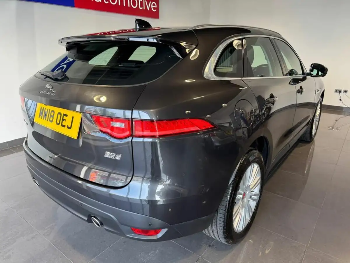 2018-jaguar-f-pace-30td-portfolio-awd-big-4