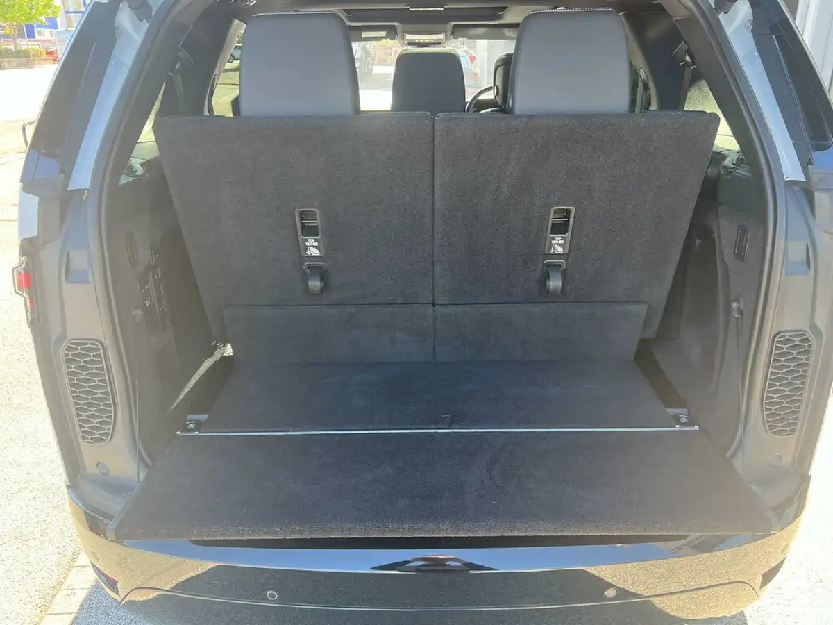 2021-land-rover-discovery-30-d250-r-dynamic-se-250ps-big-34