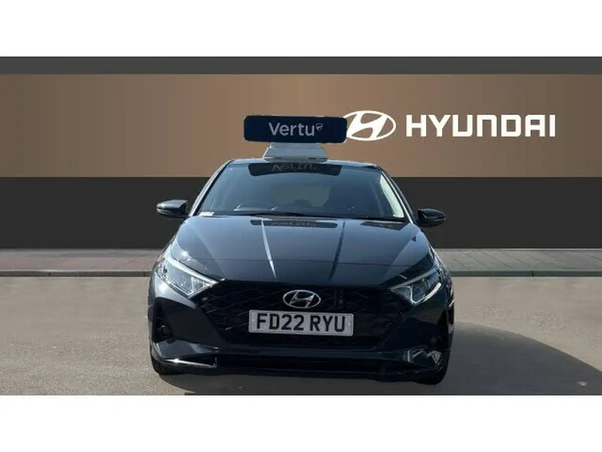2022-hyundai-i20-10-t-gdi-premium-dct-big-2