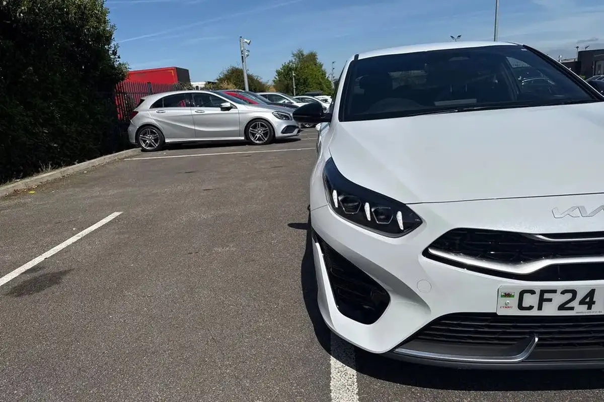 2024-kia-ceed-15-t-gdi-gt-line-138bhp-big-24