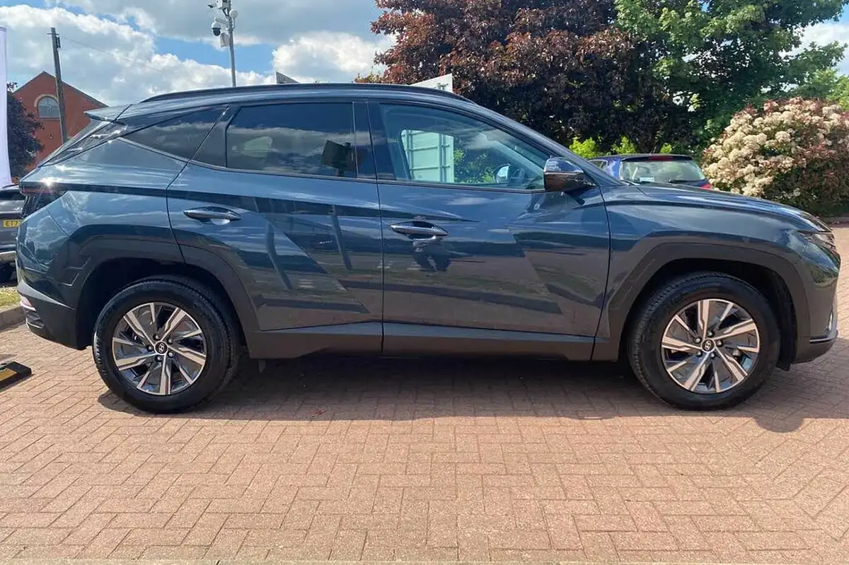 2024-hyundai-tucson-16-t-gdi-se-connect-230ps-hybrid-auto-big-8