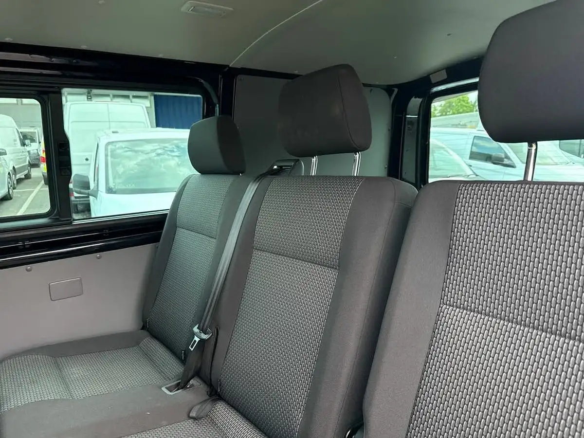 2024-volkswagen-transporter-20tdi-t32-highline-bmt-swb-150pseu6d-kombi-big-8