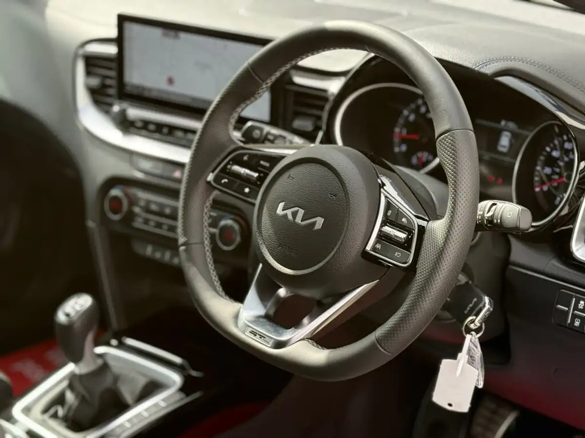 2023-kia-ceed-15-t-gdi-gt-line-158bhp-big-60