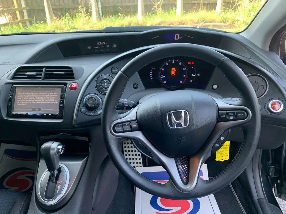2010-honda-civic-18-es-t-auto-big-75