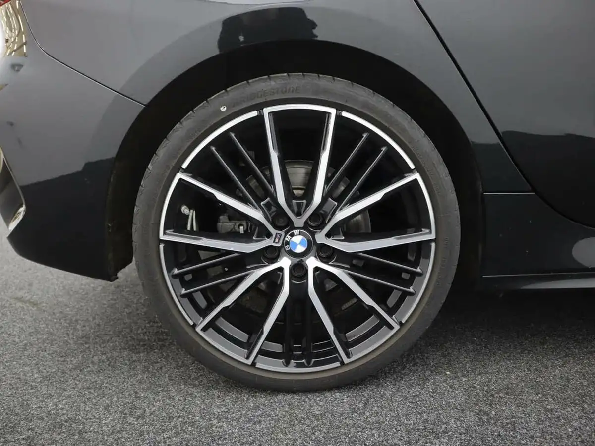 2022-bmw-1-series-15-118i-m-sport-lcp-dct-big-6