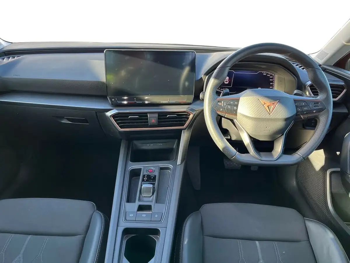2023-cupra-leon-nf-15-etsi-v1-hatchback-big-5