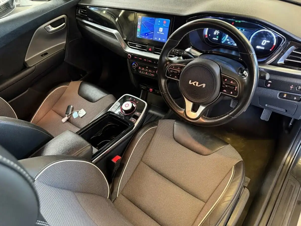 2022-kia-niro-ev-e-2-big-47