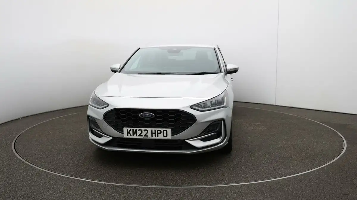 2022-ford-focus-10t-st-line-125ps-hatchback-big-37