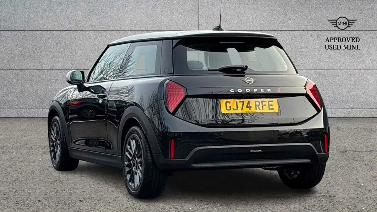 2024-mini-cooper-20-cooper-s-classic-201bhp-hatchback-3d-auto-big-1