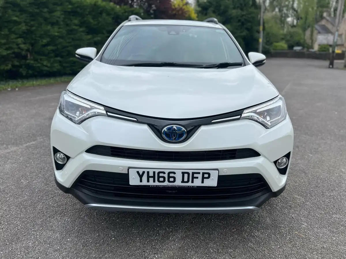 2016-toyota-rav4-25-vvt-i-excel-tss-navi-cvt-big-11