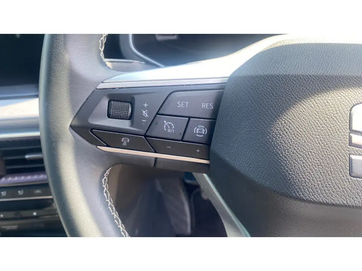 2021-seat-ibiza-10-tsi-xcellence-lux-110ps-big-16