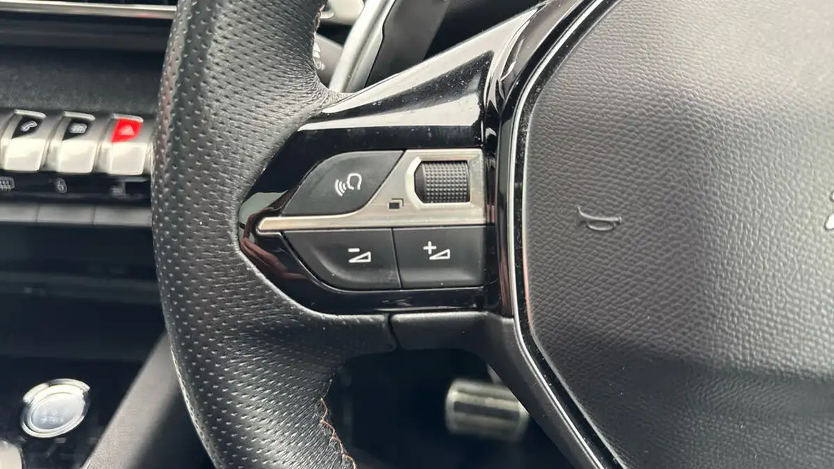 2019-peugeot-5008-suv-15-bluehdi-gt-line-eat8-big-22