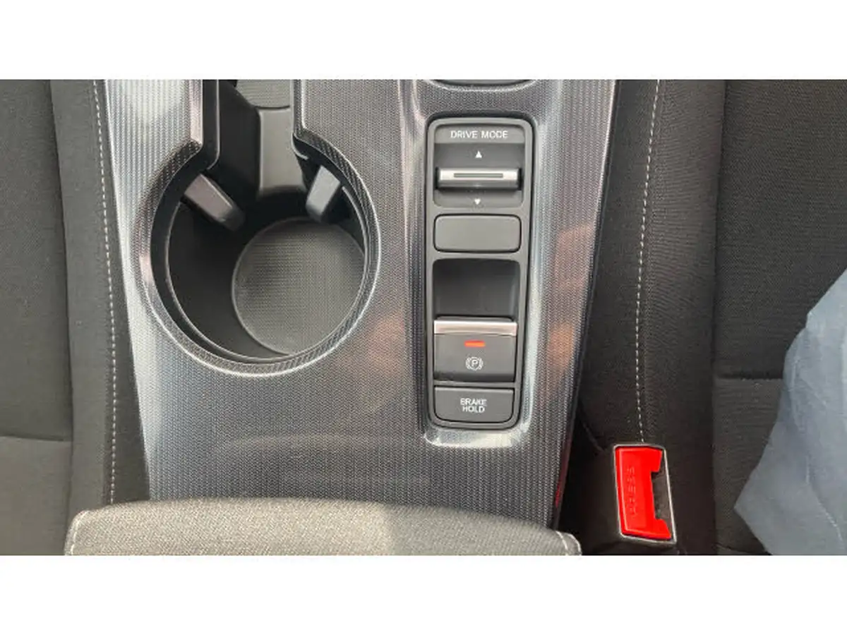 2024-honda-civic-20-i-mmd-elegance-big-30