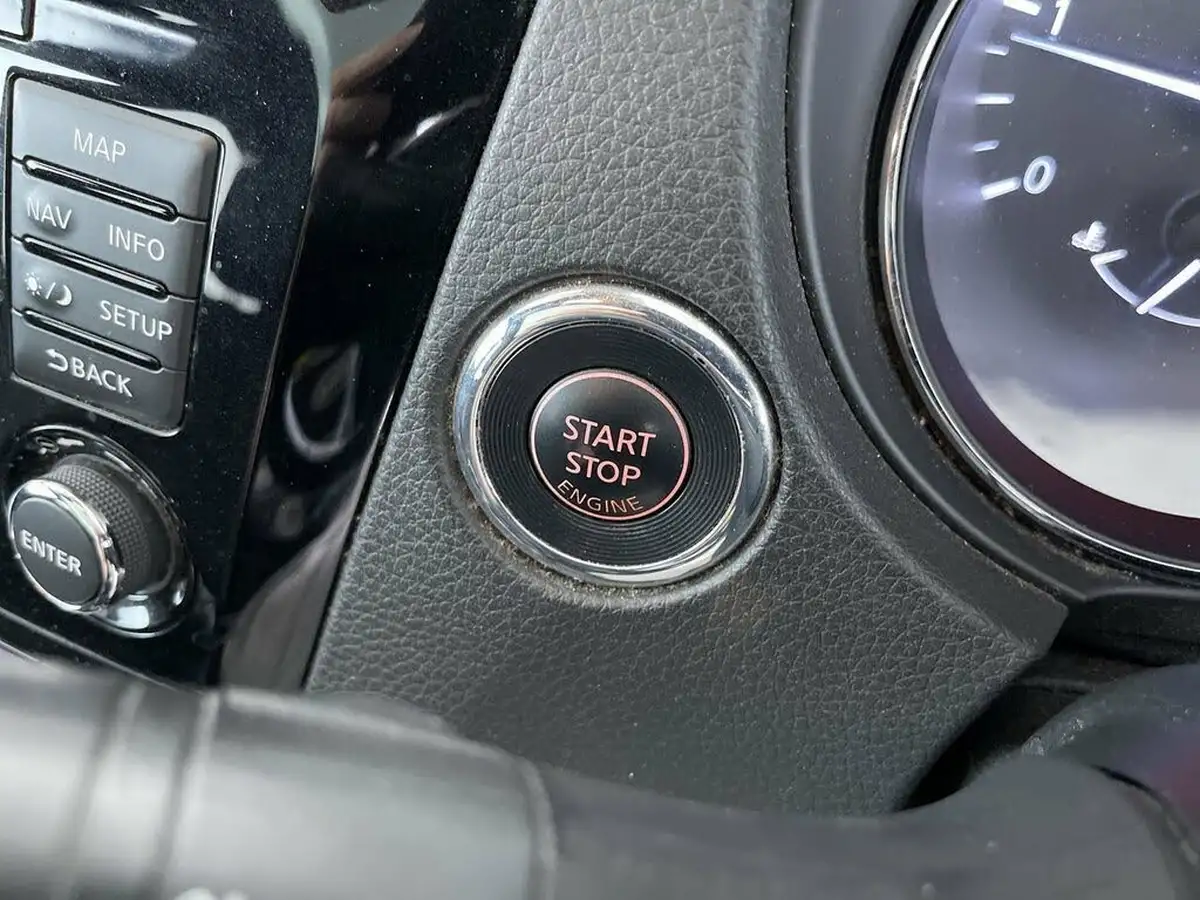 2017-nissan-qashqai-15dci-n-vision-18in-big-44