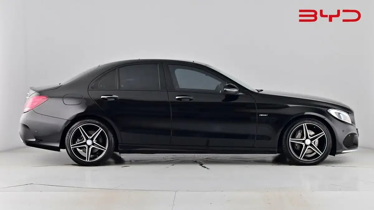 2016-mercedes-benz-c-class-21d-c220d-amg-line-170ps-premium-plusss-saloon-4d-auto-big-2
