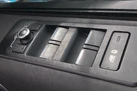 2017-land-rover-discovery-30td6-se-259ps-awd-station-wagon-5d-auto-small-33