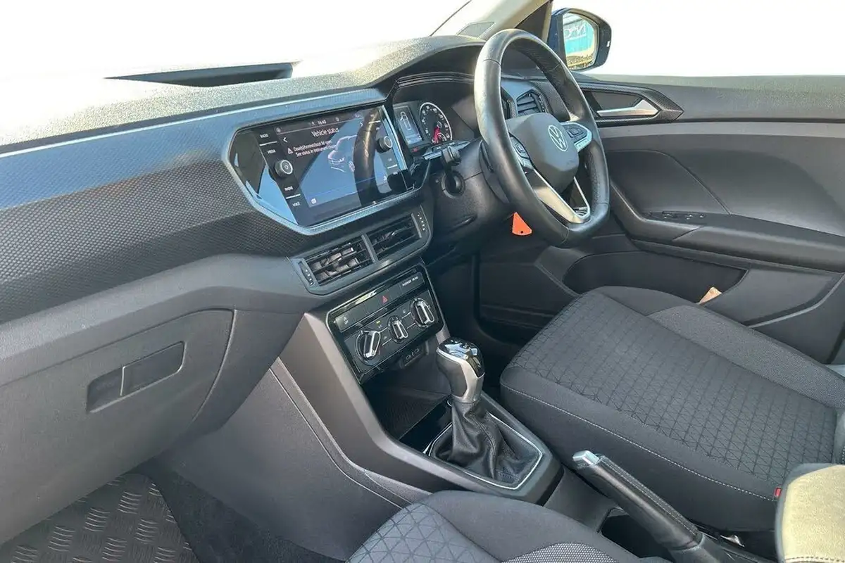 2021-volkswagen-t-cross-10-tsi-se-110ps-dsg-big-31