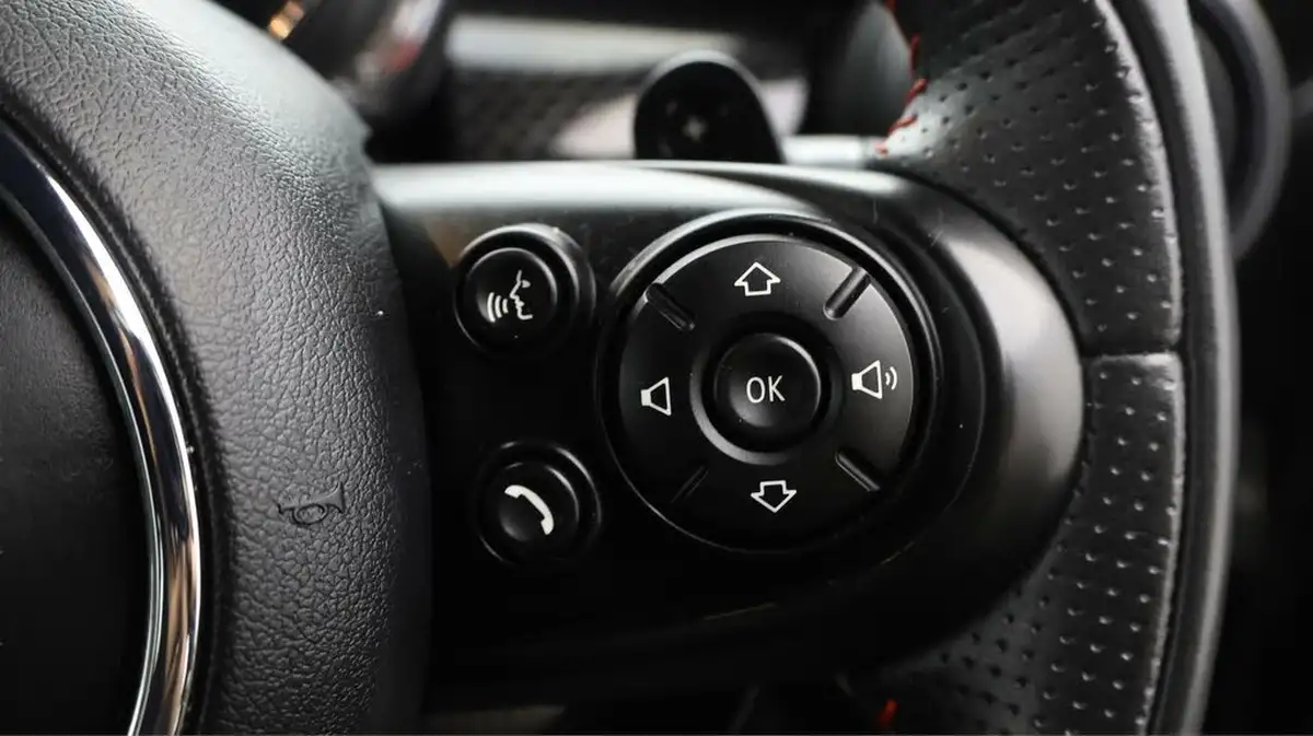 2019-mini-cooper-20-cooper-s-sport-189bhp-hatchback-3d-auto-big-38